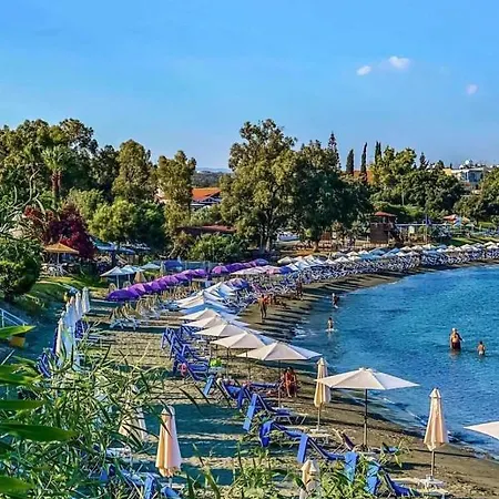 Casa de Férias Retreat In Traditional Village Of Cyprus